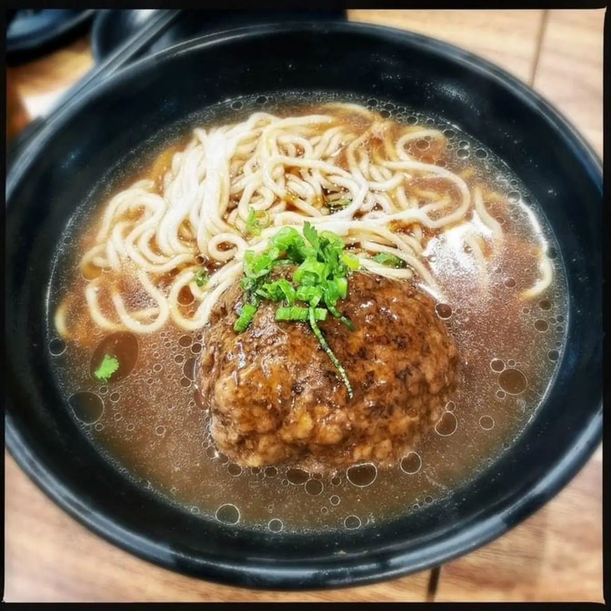 Lions Head Noodle Soup 红烧狮子头面